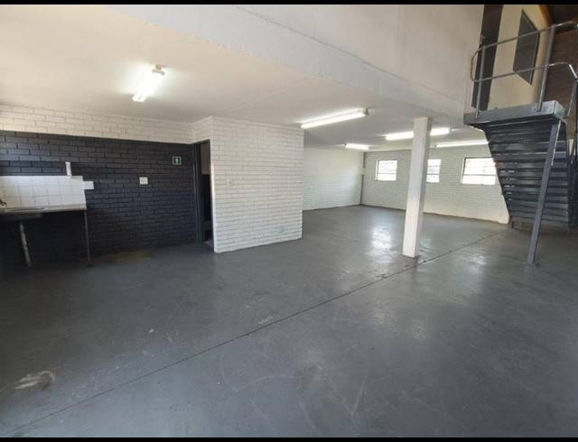 INDUSTRIAL PROPERTY TO RENT IN KYA SANDS